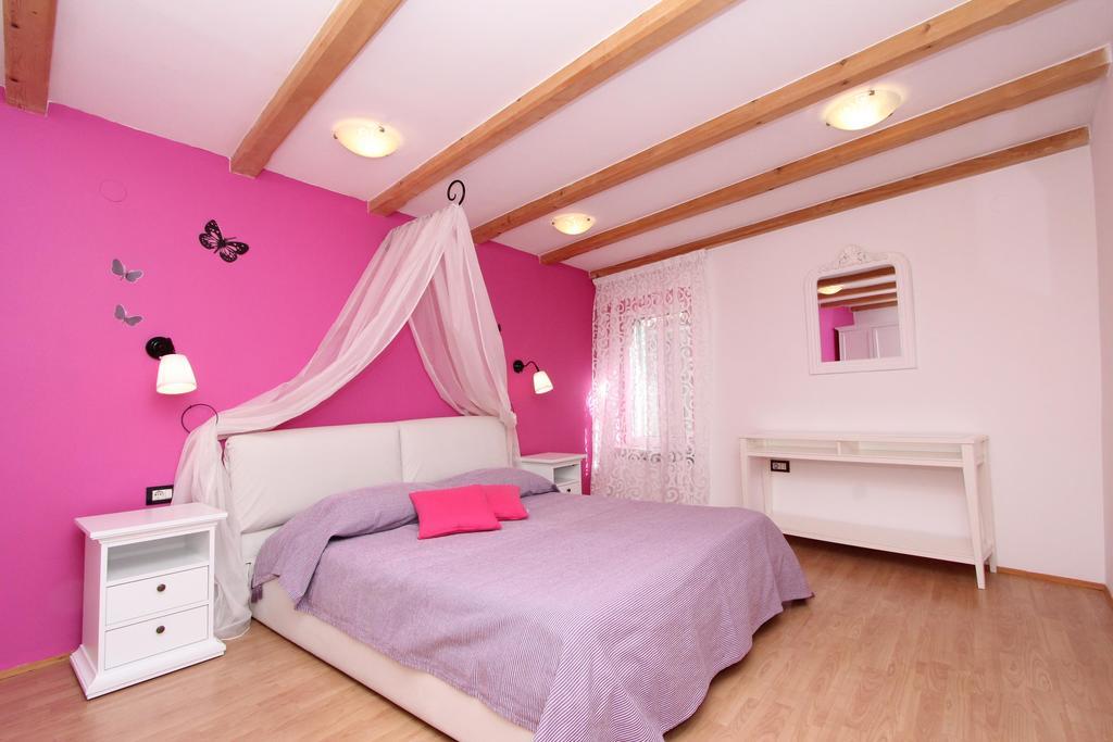 Apartment Midea Rovinj Exteriör bild